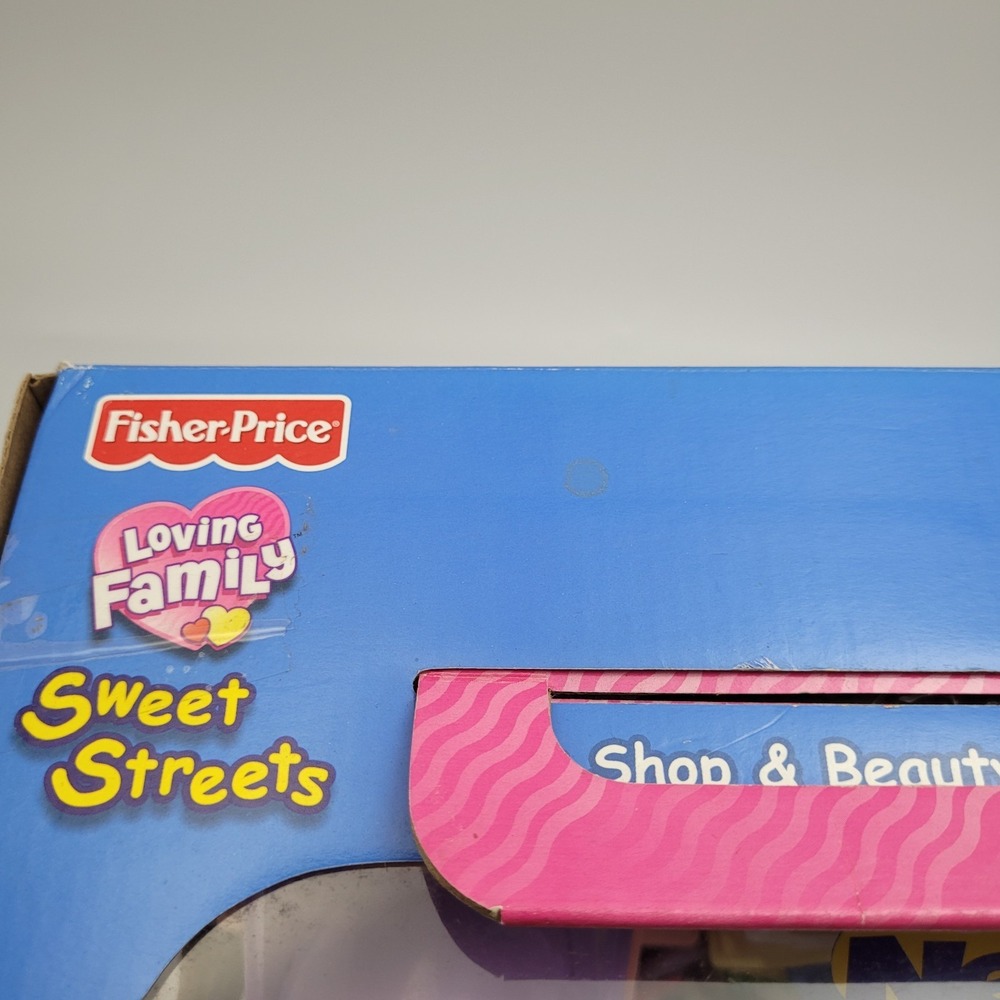 VINTAGE Fisher Price Loving Family Sweet Streets PetShop & Beauty Salon New - Picture 3 of 12